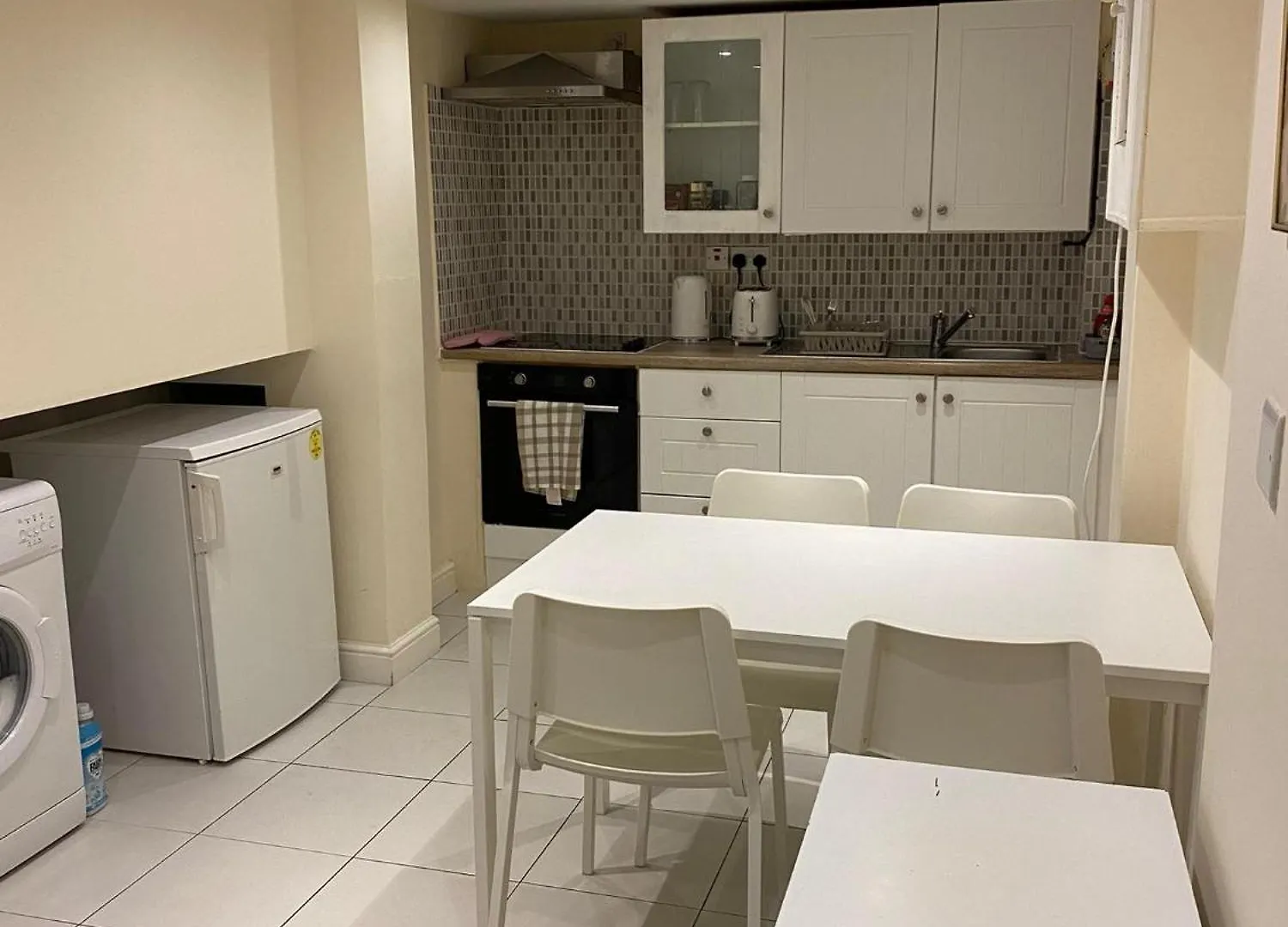 Two-Level Hoxton Apartment London